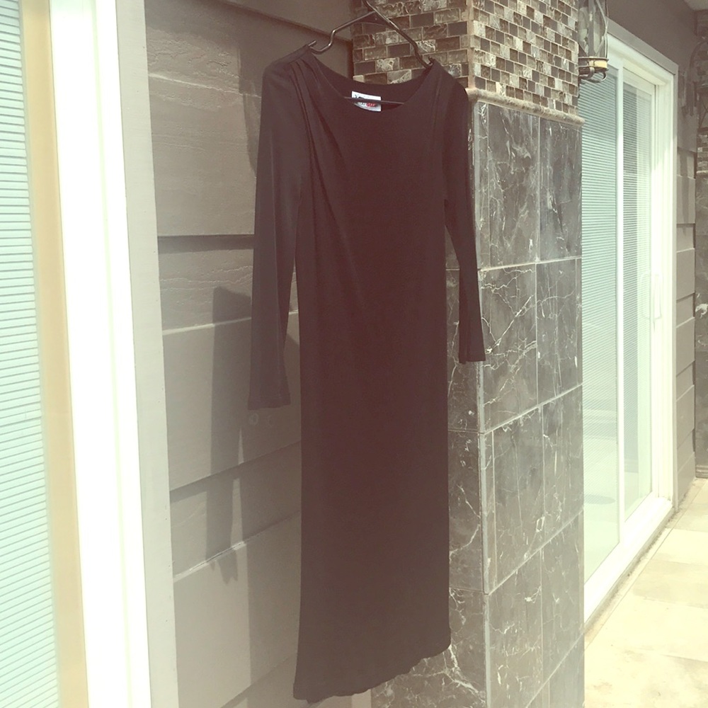💗 Gorgeous Classic EMILIO PUCCI black dress.